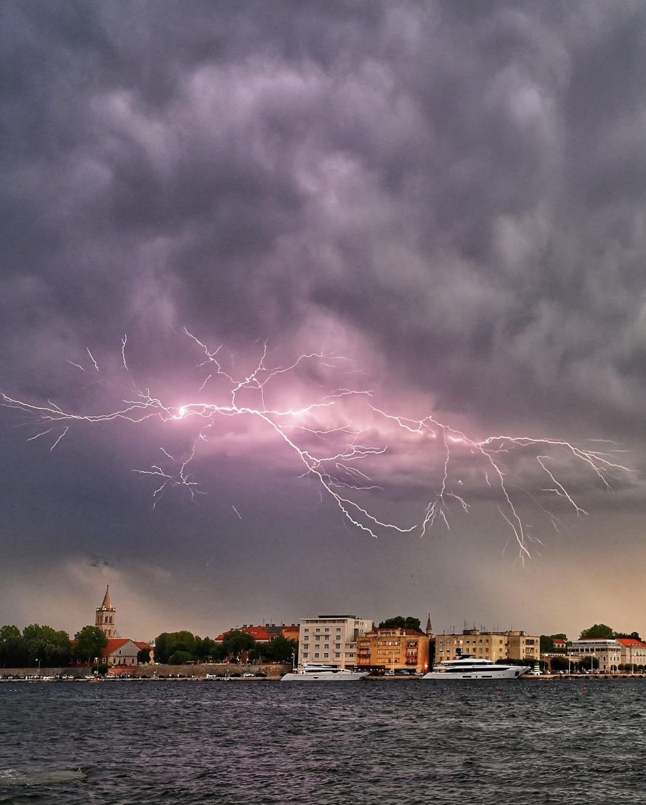 What to Do in Zadar When It Rains or the Bura Wind Blows? Ideas for a Perfect Day Without the Beach